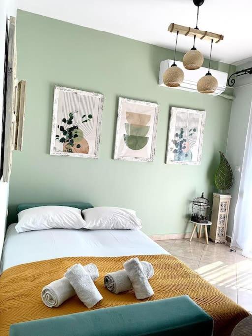 Ferienwohnung La Vie Est Belle Kavala Exterior foto