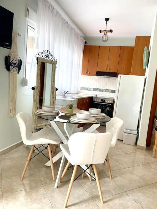 Ferienwohnung La Vie Est Belle Kavala Exterior foto